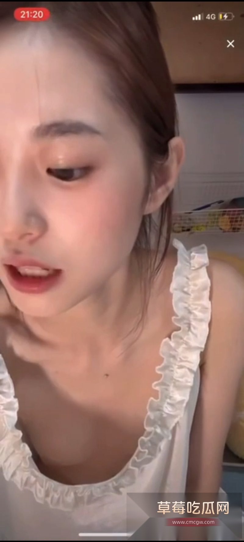 快手抖音女主播走光合集系列 22 快手抖音女主播走光合集系列 22