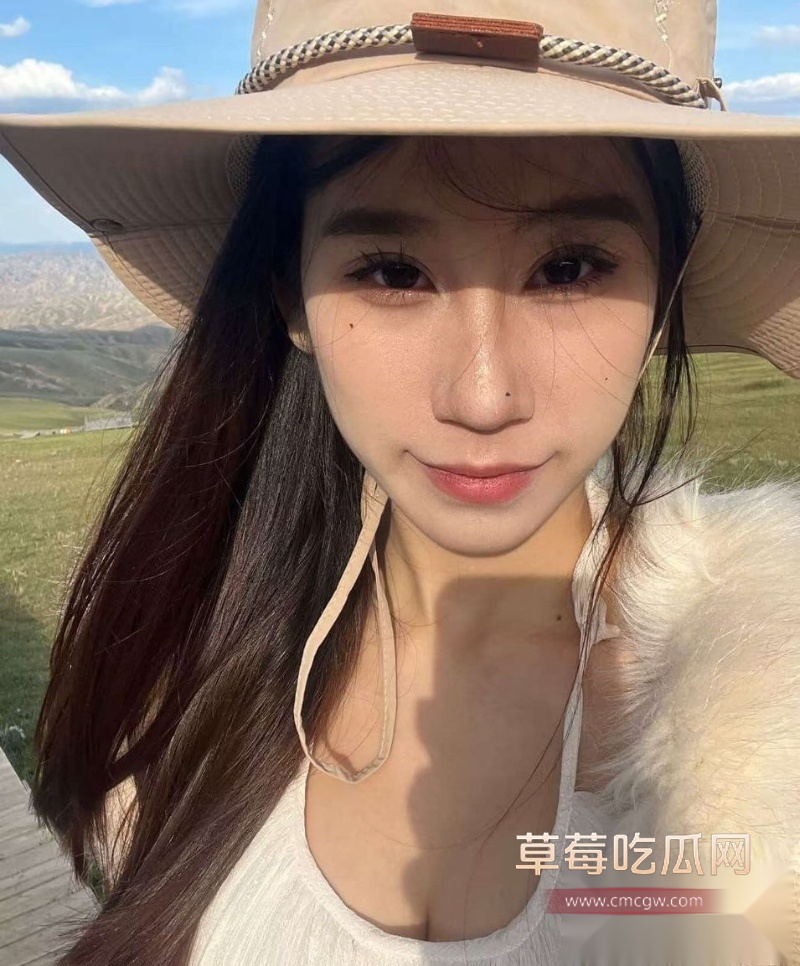 山东顶级反差人妻陈丽 2 山东顶级反差人妻陈丽 2