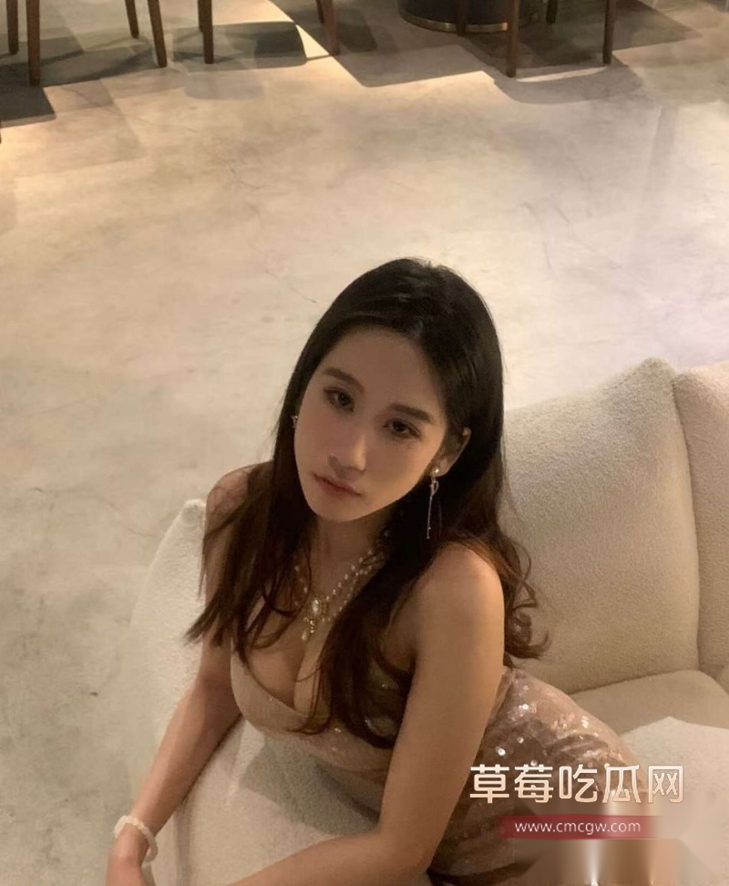 山东顶级反差人妻陈丽 11 山东顶级反差人妻陈丽 11