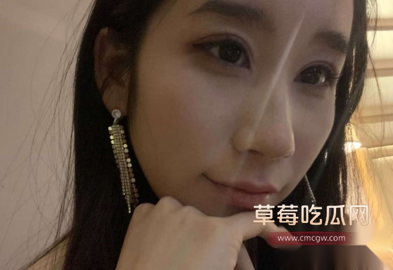 山东顶级反差人妻陈丽 22 山东顶级反差人妻陈丽 22