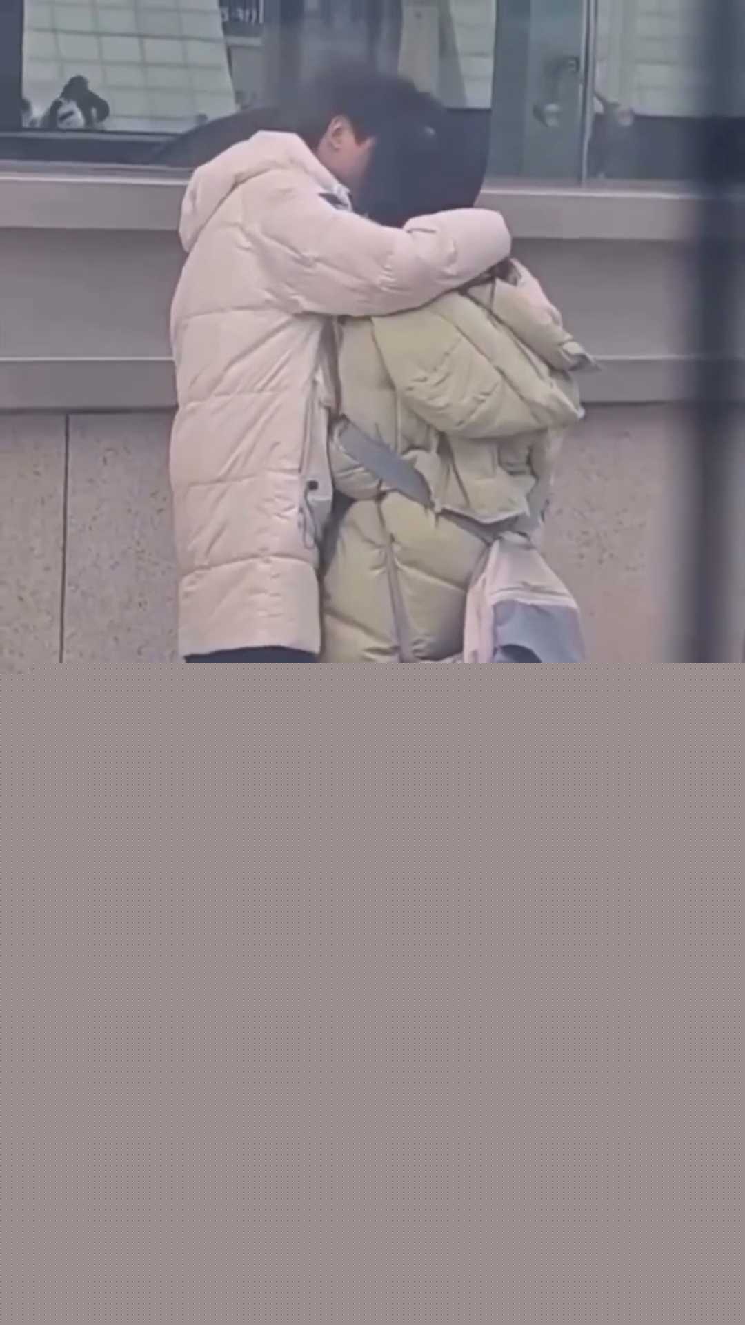 激情男女户外寻求刺激 2