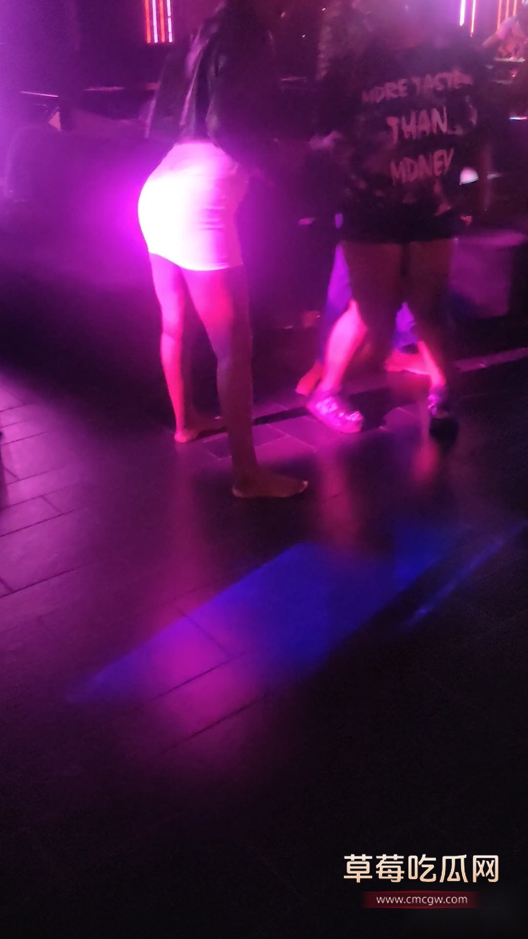 与黑人美女的超级甜蜜性爱 16