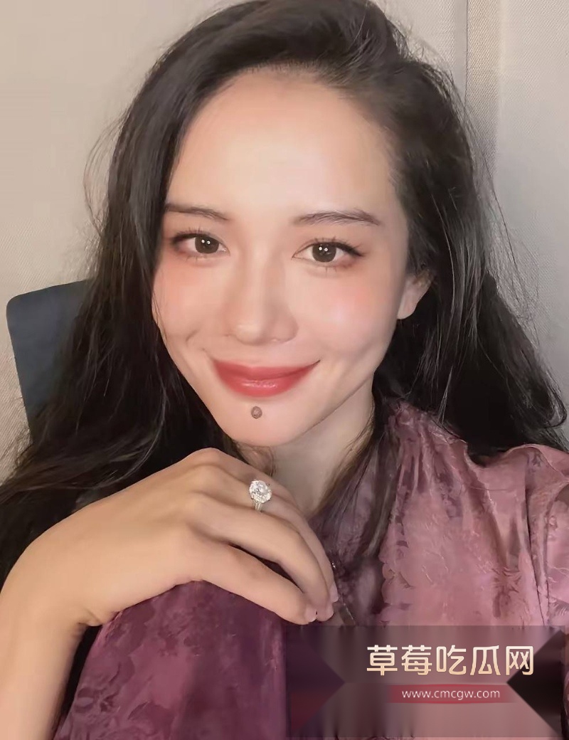 前360高级副总裁玉红疯了！群内公开炮轰前老板周鸿祎财务造假  23