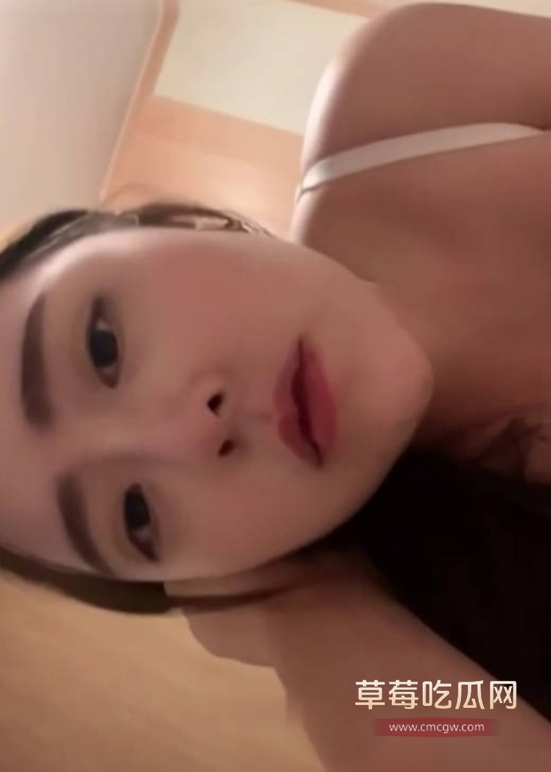 暗恋许久的武汉大学学妹 李娜 14 暗恋许久的武汉大学学妹 李娜 14