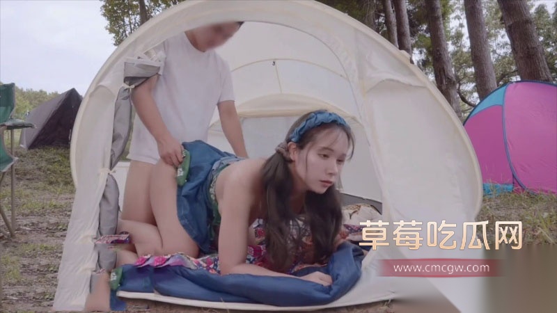 极品樱花妹蜜桃臀女神周末拥挤的露营地 2 极品樱花妹蜜桃臀女神周末拥挤的露营地 2