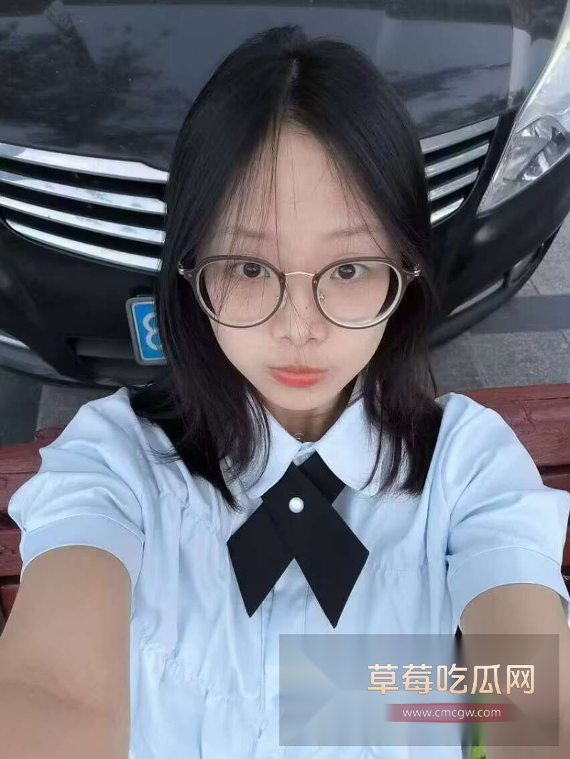 青岛滨海学院大二完美露脸眼镜妹私密视频曝光 1 青岛滨海学院大二完美露脸眼镜妹私密视频曝光 1