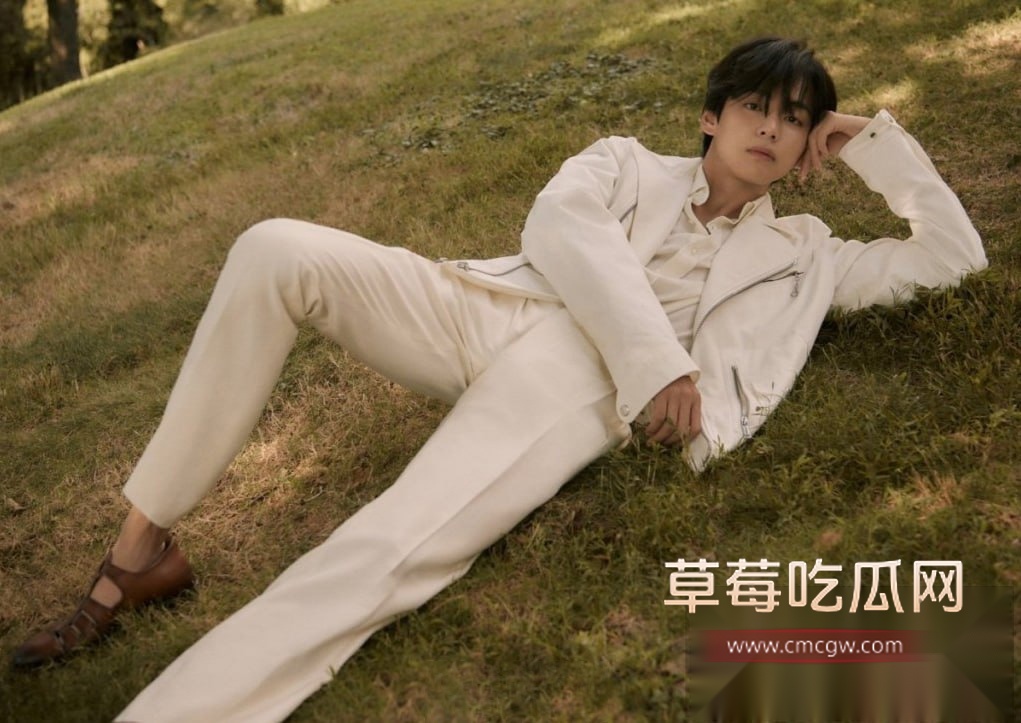 blackpink成员Jennie泡澡露奶私照 34