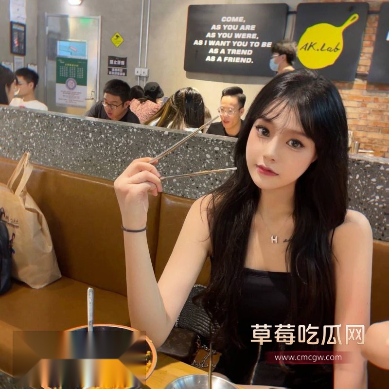 杭州假名媛勾搭金主被其泄露私密视频5 杭州假名媛勾搭金主被其泄露私密视频5