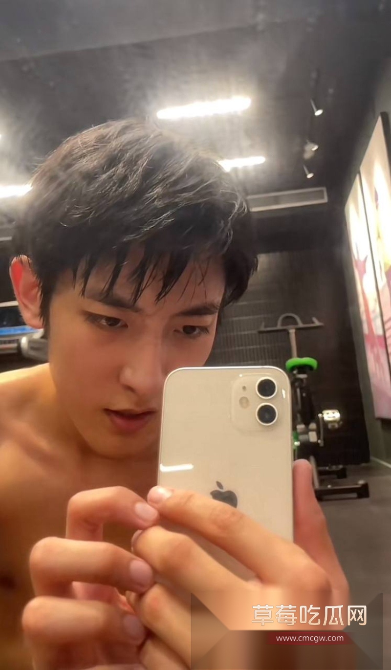 女网红姬佳祺爆料其前男友《我的小尾巴》 37