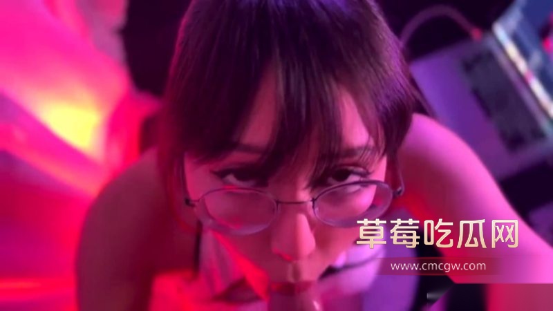 泰国反差女神deerlong的狂野性爱私拍8 泰国反差女神deerlong的狂野性爱私拍8