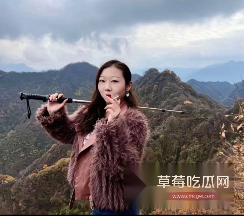 音乐老师李思瞳的照片7