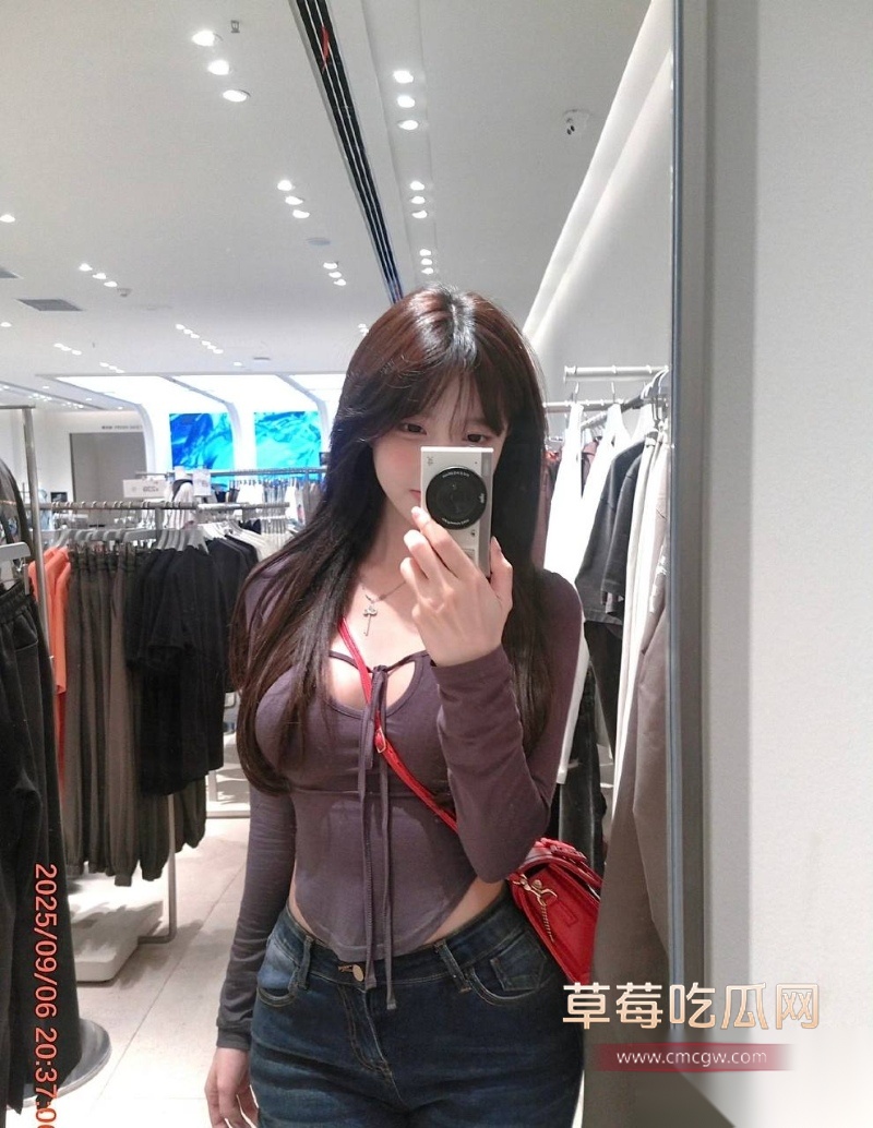 男网红秦衍曝光未婚妻34w粉女网红獭 13 男网红秦衍曝光未婚妻34w粉女网红獭 13