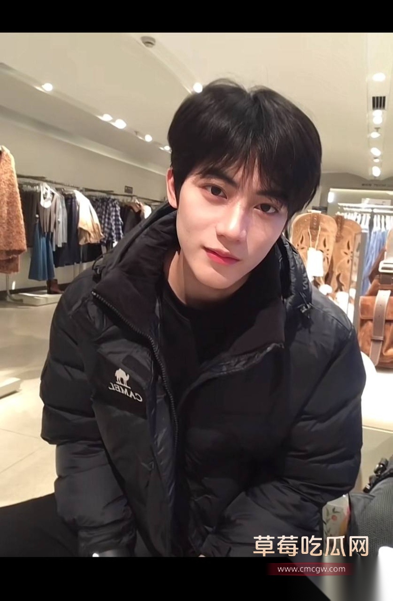 男网红秦衍曝光未婚妻34w粉女网红獭 29 男网红秦衍曝光未婚妻34w粉女网红獭 29