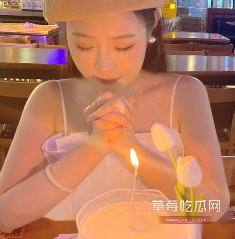 河南小三的私密照片1