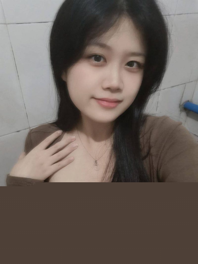 江苏常州大奶眼镜婊王秋颖10 江苏常州大奶眼镜婊王秋颖10