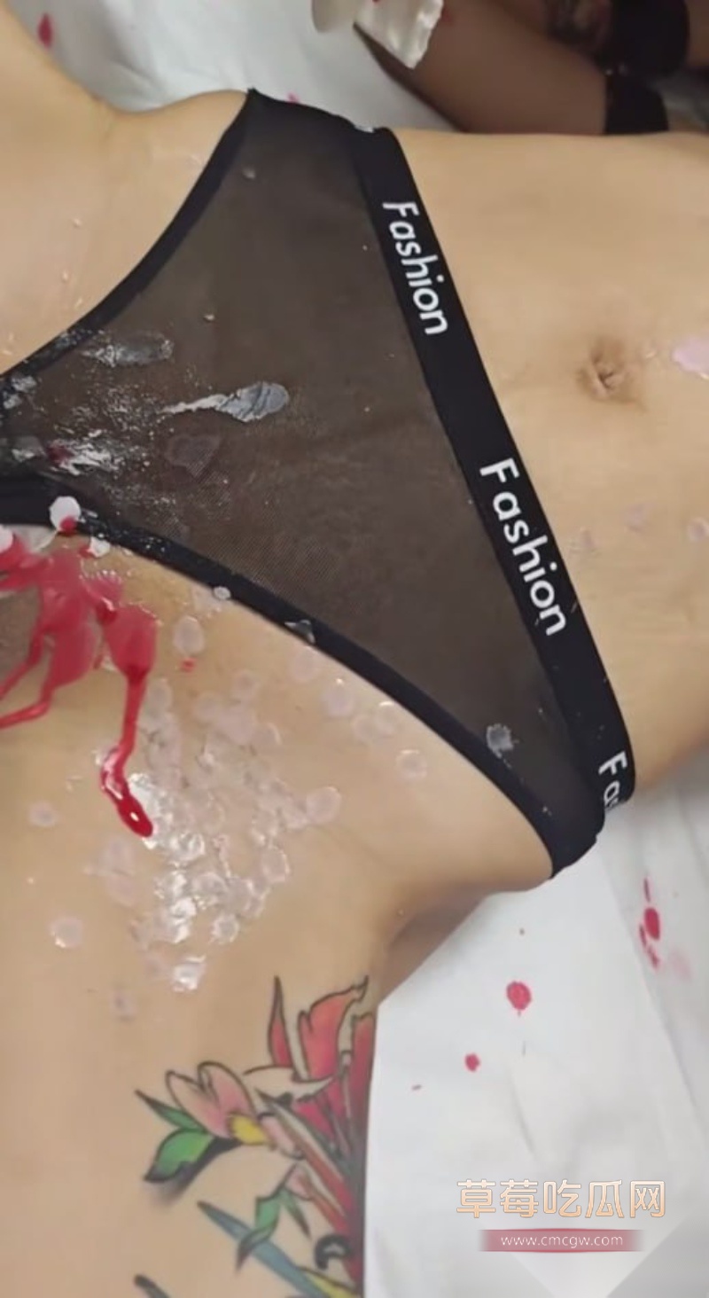 原档流出精神小妹sm滴蜡调教 10