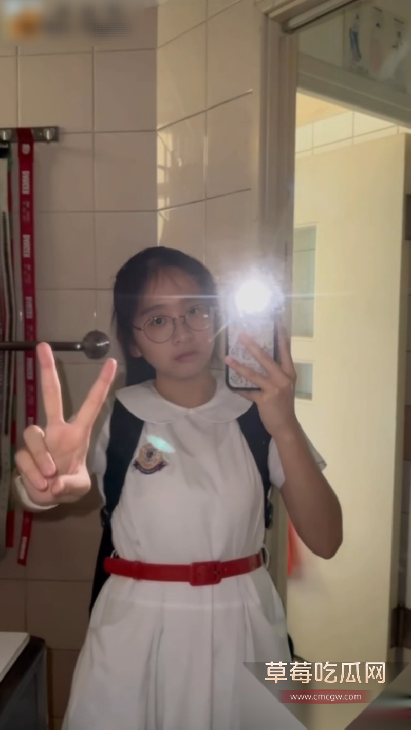 香港学生妹朱双双不雅视频流出 17 香港学生妹朱双双不雅视频流出 17