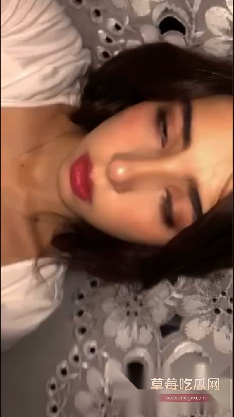 亚美尼亚18岁绝美小骚货 1 亚美尼亚18岁绝美小骚货 1