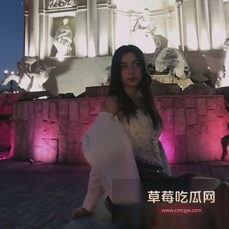 亚美尼亚18岁绝美小骚货 14 亚美尼亚18岁绝美小骚货 14