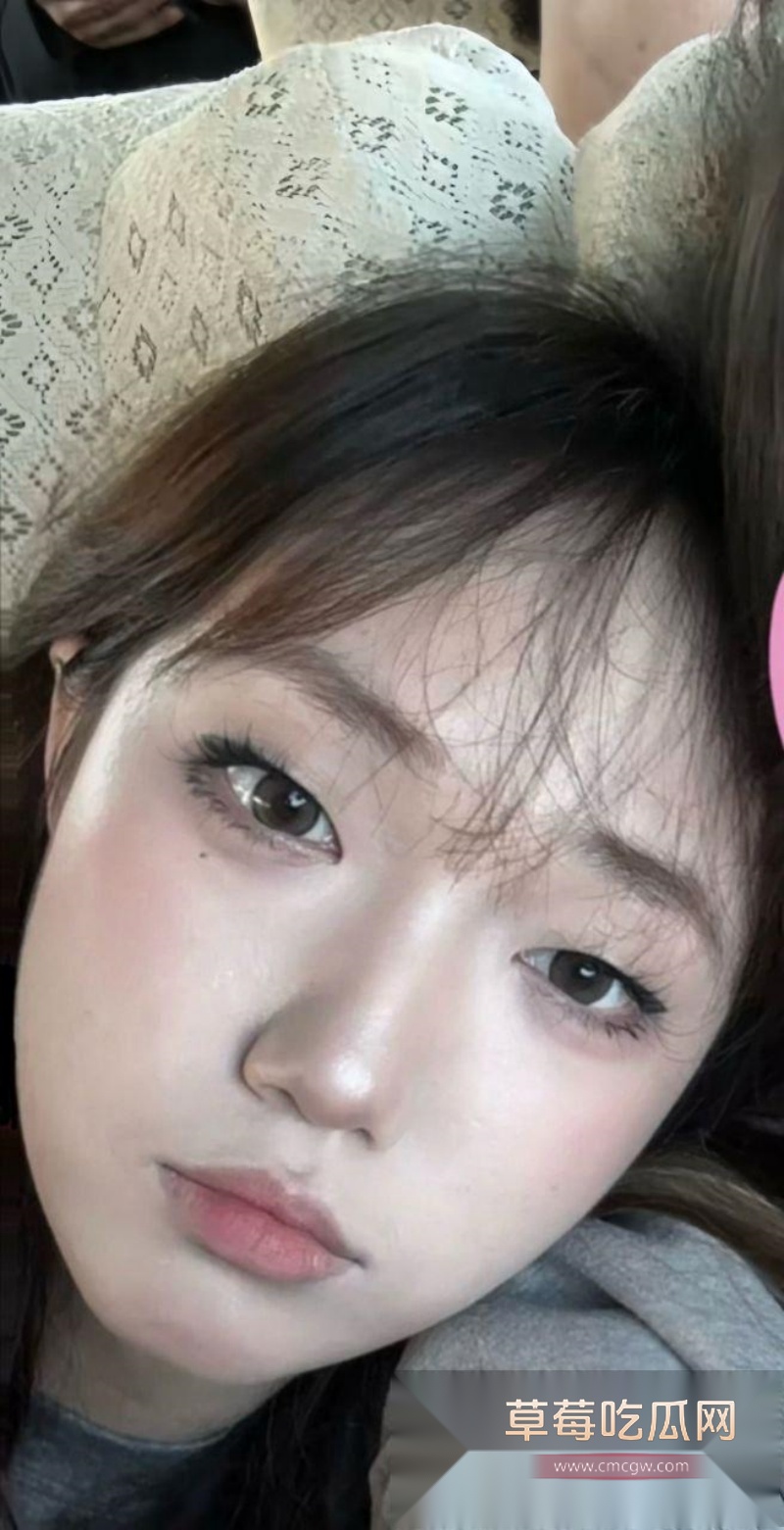 江西大学生母狗 孔若溪 1 江西大学生母狗 孔若溪 1