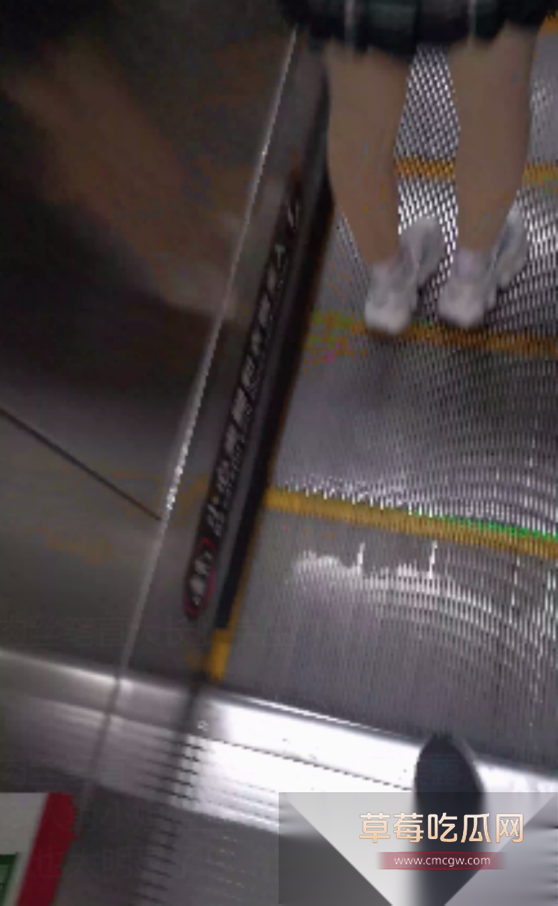 街射JK肉丝笔直大长腿学生妹 1 街射JK肉丝笔直大长腿学生妹 1