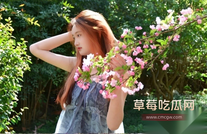 眼镜学生妹 马丹 20 眼镜学生妹 马丹 20