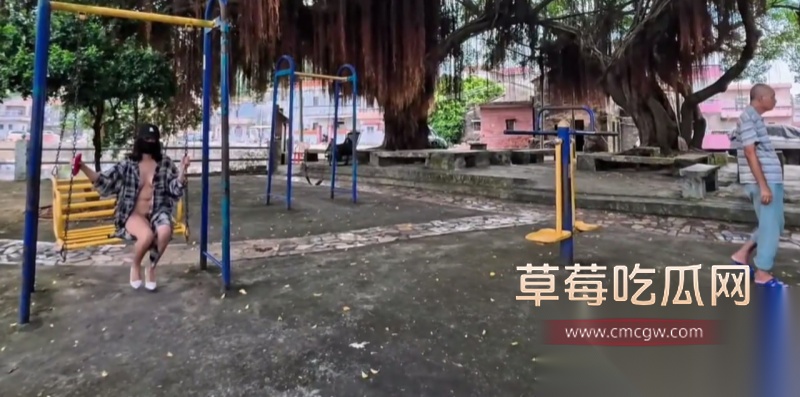 天花板露出狂人cikaimoon 1