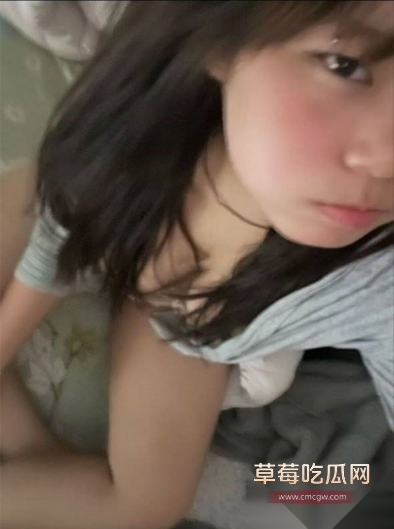 快手极品嫩妹 金猪猪 定制私拍 1