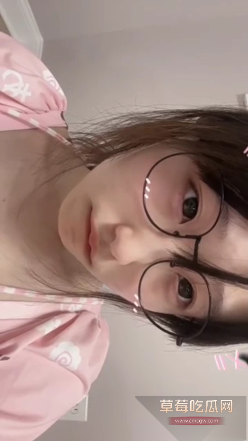 梦萝的性感门槛挑战 17 梦萝的性感门槛挑战 17