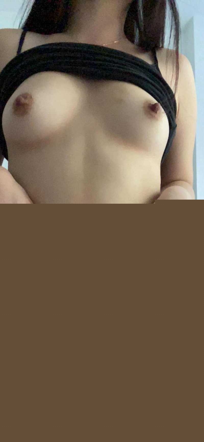 onlyfans亚裔巨乳留学生 林宝儿 30 onlyfans亚裔巨乳留学生 林宝儿 30
