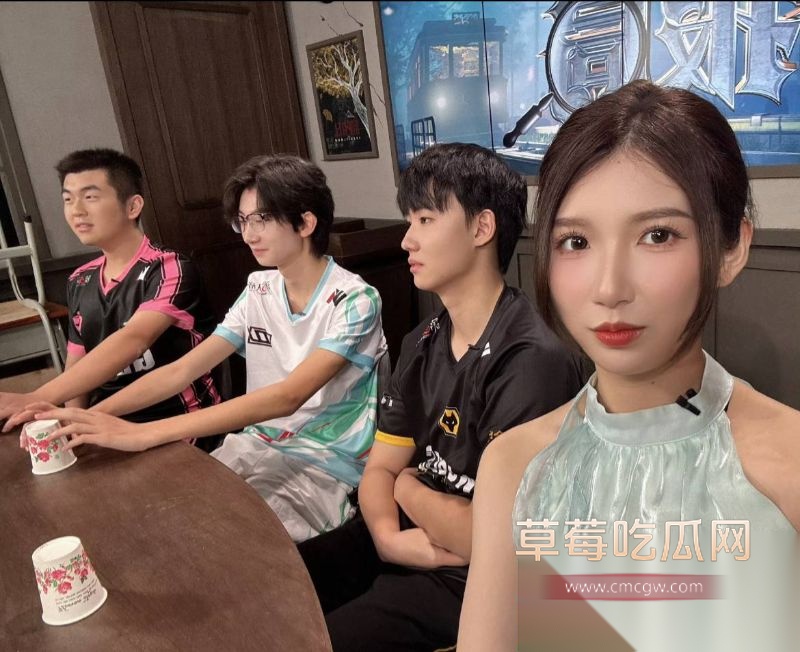 女主持潇潇和487的甜蜜时刻26