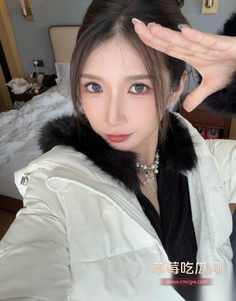 女主持潇潇和487的甜蜜时刻28