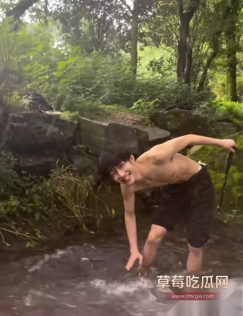 千万粉丝女网红温精灵彻底翻车 38