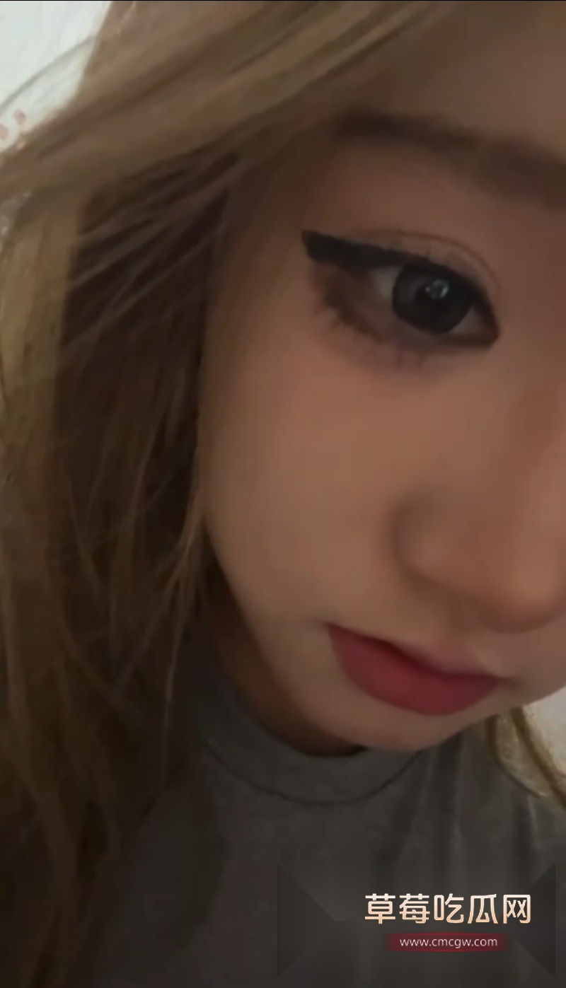 天津农学院反差婊王悦被包养酒店调教 3