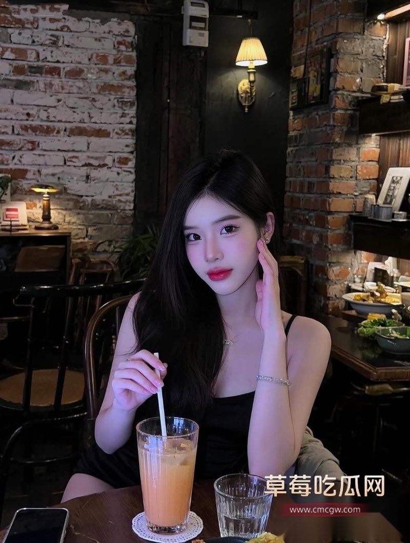 极品高颜值韩泰混血巨乳 11