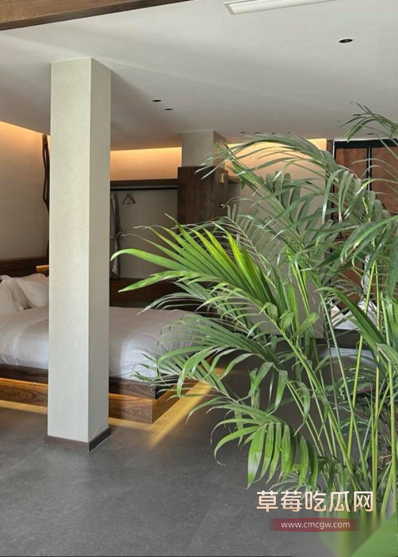 云南玉溪元江县农业局副局长张颖偷情被曝 26 云南玉溪元江县农业局副局长张颖偷情被曝 26