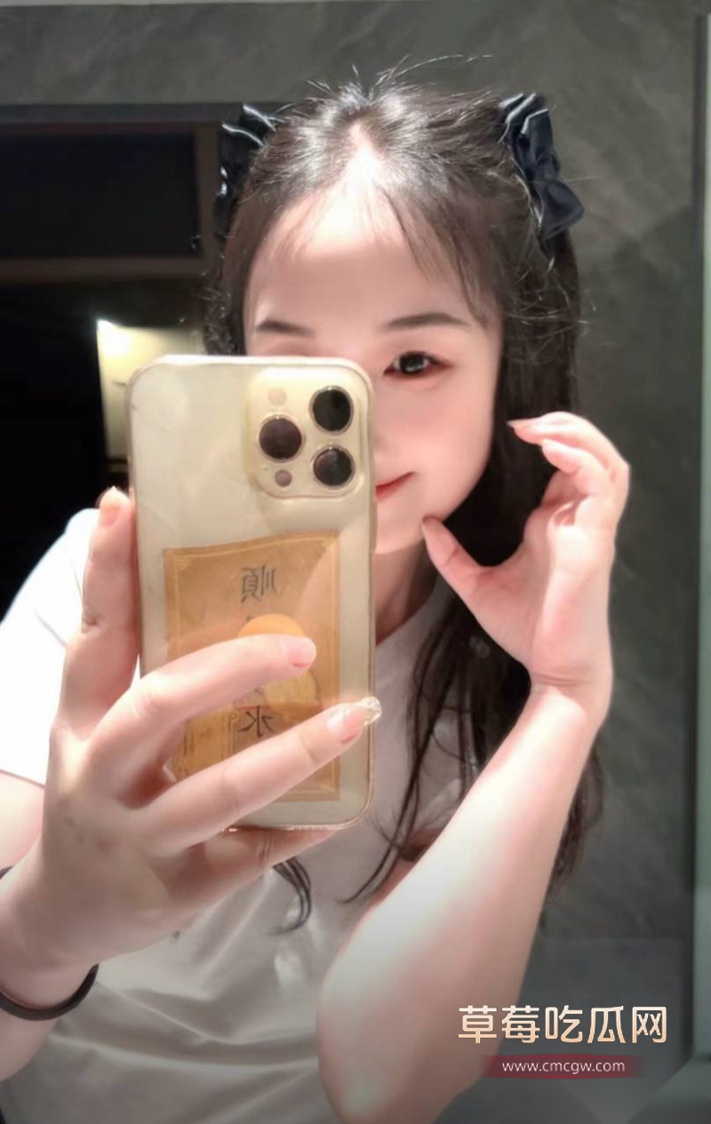 云南玉溪元江县农业局副局长张颖偷情被曝 30 云南玉溪元江县农业局副局长张颖偷情被曝 30