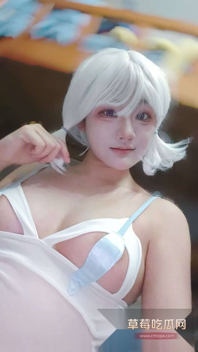 广州越秀区高三福利姬小沂大王cos反差婊 16 广州越秀区高三福利姬小沂大王cos反差婊 16