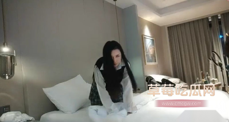 新一代女探花帅哥扛不住两姐妹的玩弄 7