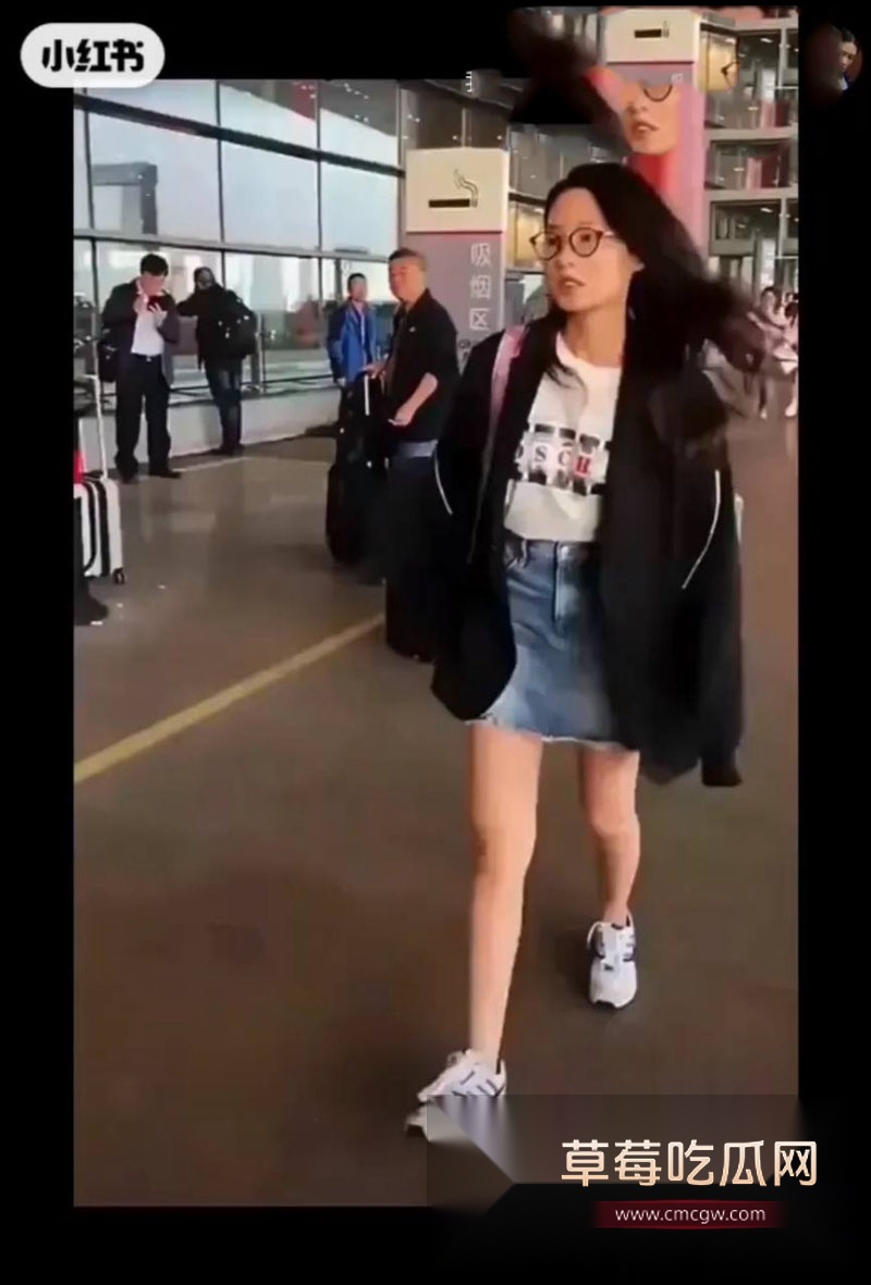 女演员李沁私生活混乱13