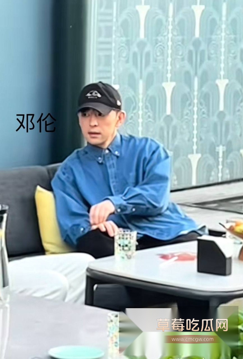 女演员李沁私生活混乱25