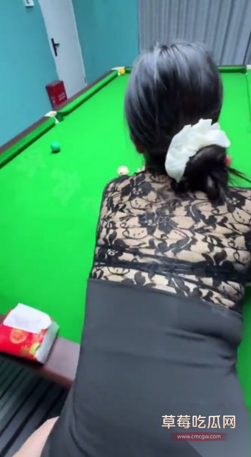 让姐姐这样给大家当台球助教愿意出多少钱 8 让姐姐这样给大家当台球助教愿意出多少钱 8