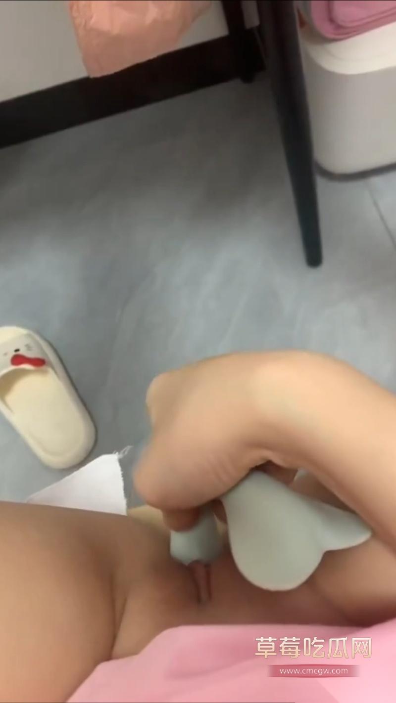 推特极品少萝咩咩小椰 28 推特极品少萝咩咩小椰 28