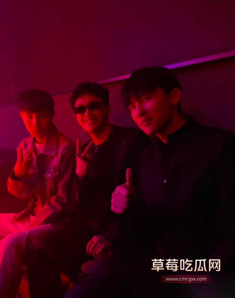 快手770万粉丝金牌志虎被曝恋爱中偷吃 20