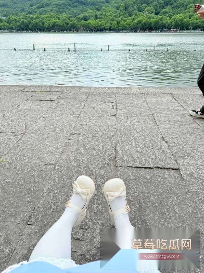 推特微微胖高颜值双马尾少萝 16