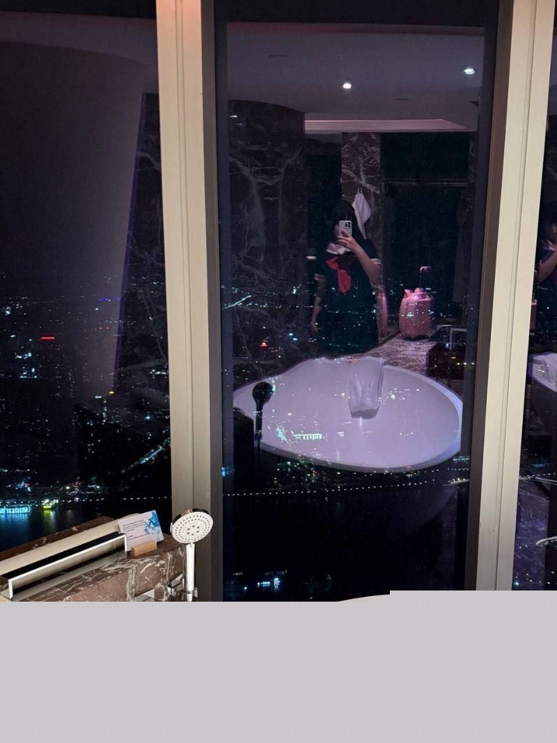 推特微微胖高颜值双马尾少萝 24