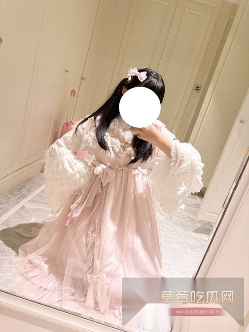 推特微微胖高颜值双马尾少萝 27