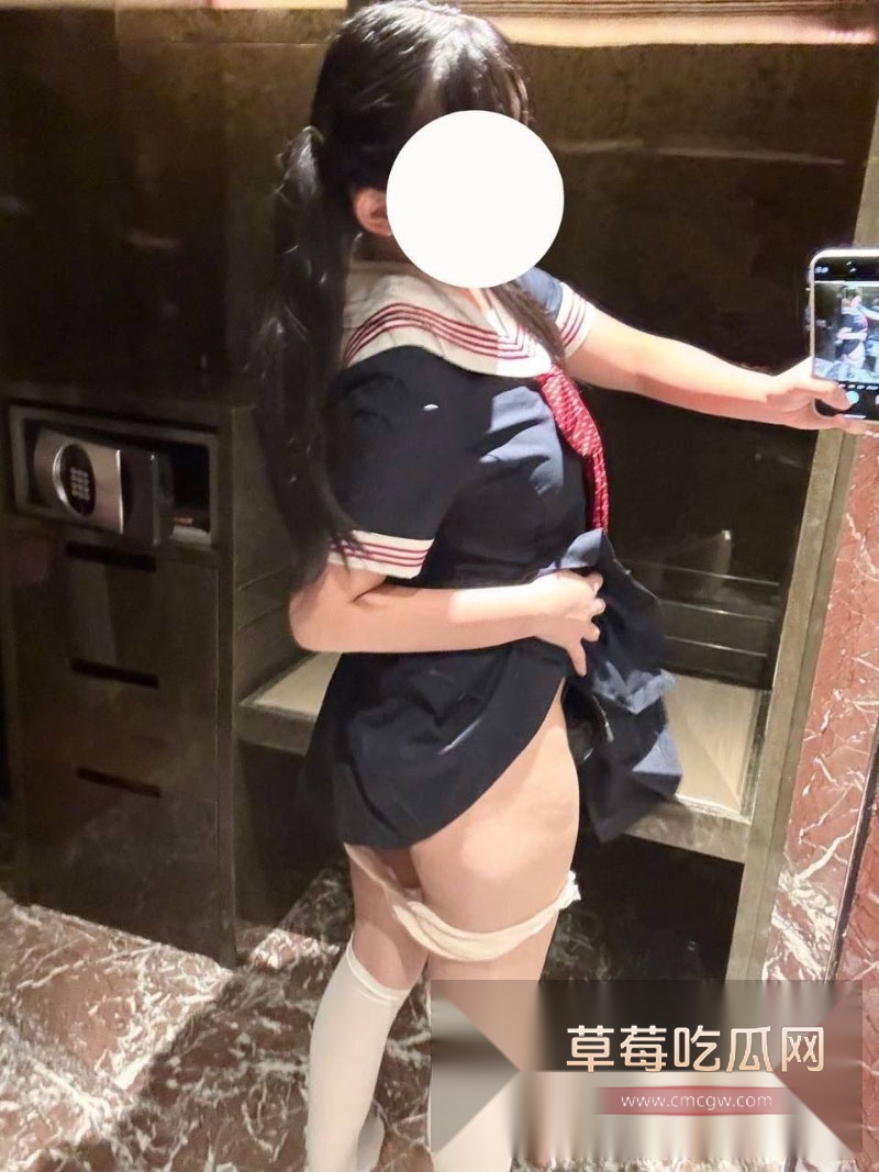 推特微微胖高颜值双马尾少萝 33