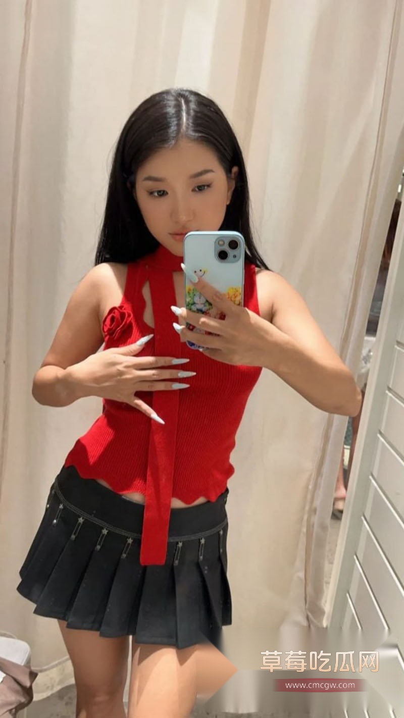 网友投稿曝光厦门155大奶母狗 9