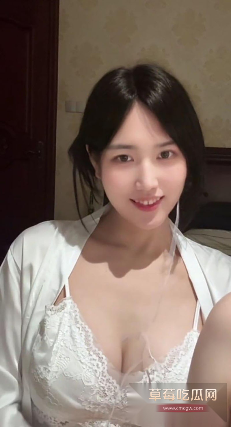 高颜值网红小羽ASMR首次露脸露点 9 高颜值网红小羽ASMR首次露脸露点 9